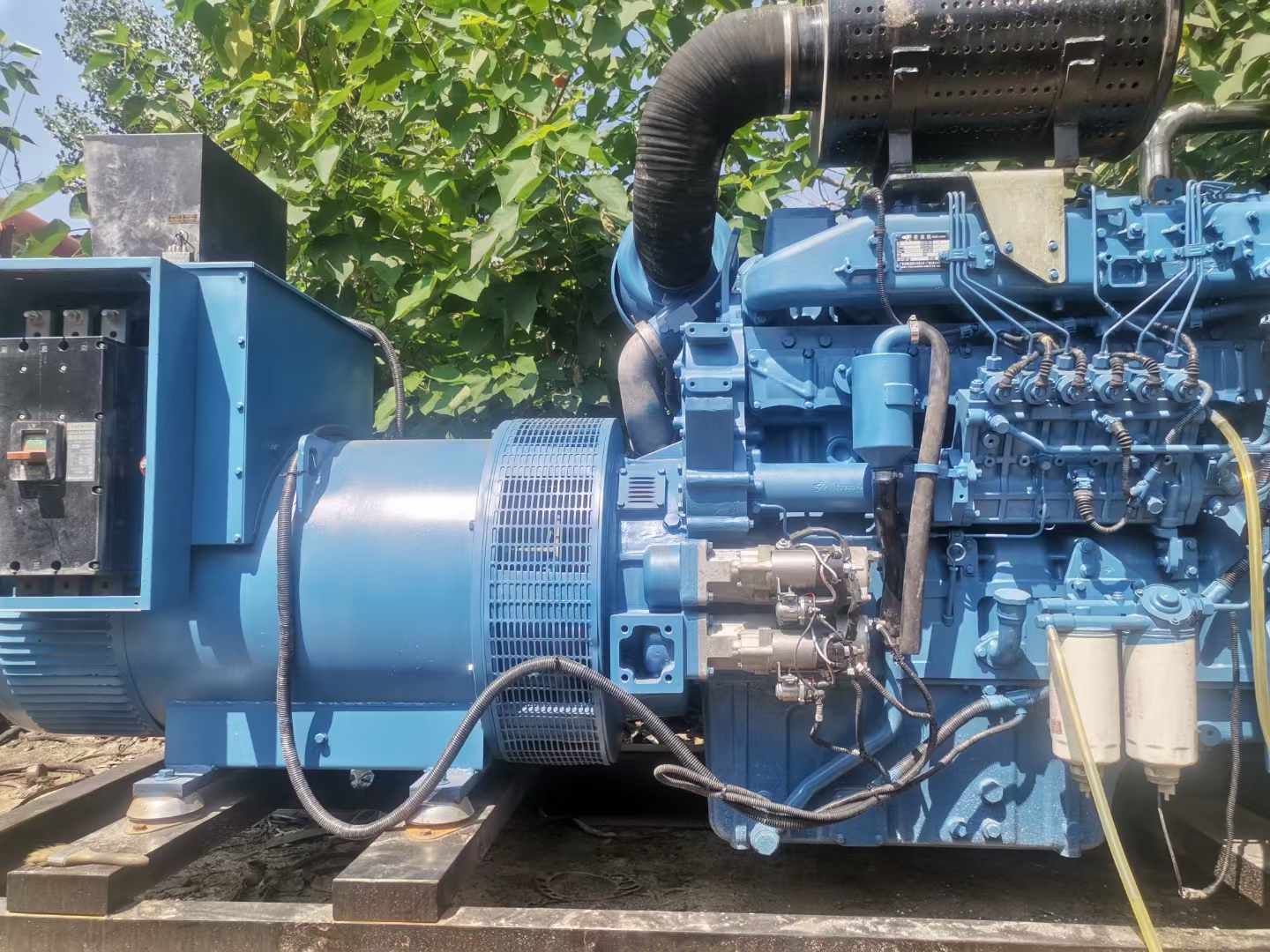 民乐详细说明降低 800kW 柴油发电机输出电流波动的方法